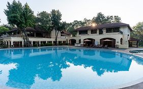 ผึ้ง-หวาน รีสอร์ทแอนด์สปา Hotel 3*